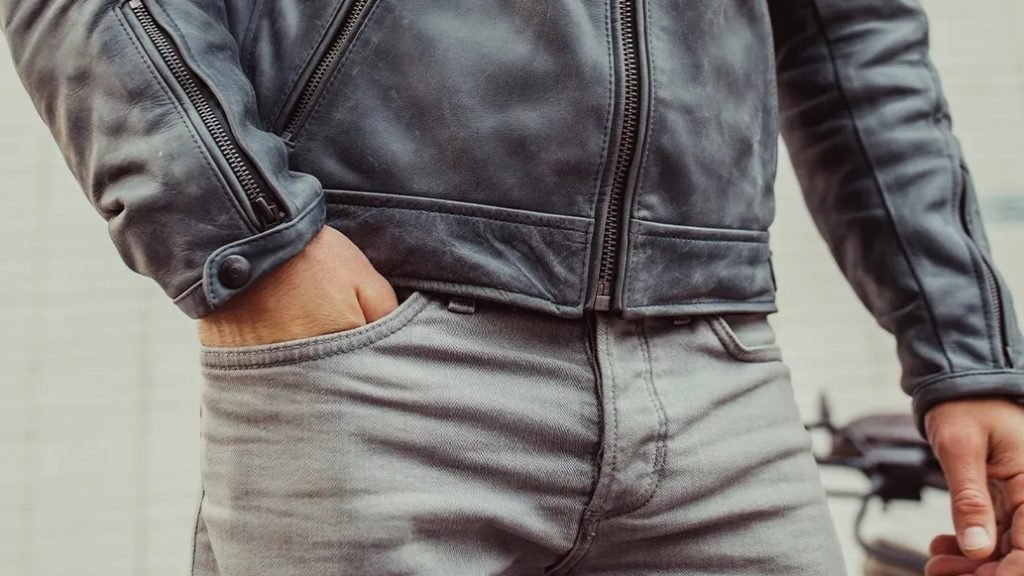 pantalones vaqueros de moto