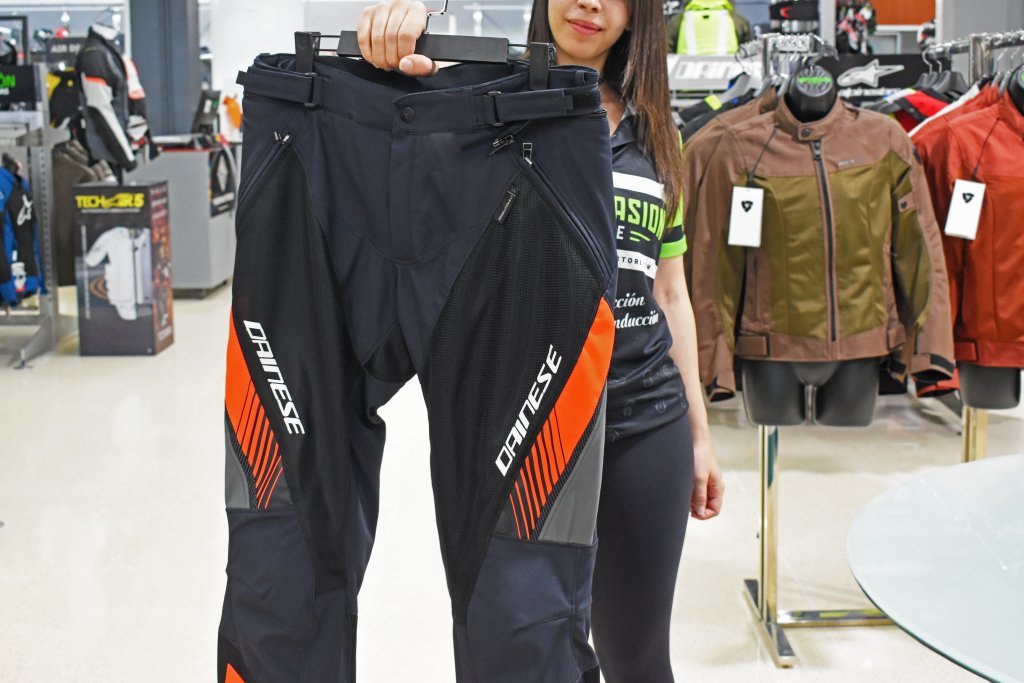 mejores pantalones de moto de verano
